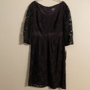 NWT Adrianna Papell Black dress size 10 lacy/lined